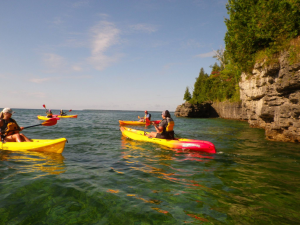 kayaking door county bluffs